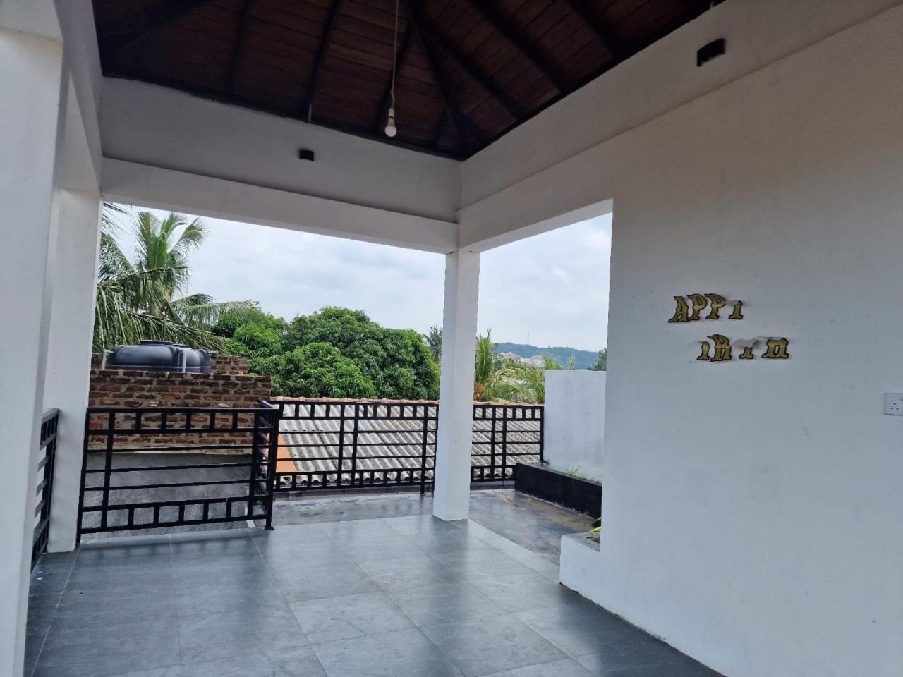 Javi Holiday Home Trincomalee Eksteriør bilde